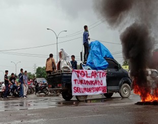 Ketgam: Massa aksi saat menggelar aksi demo 