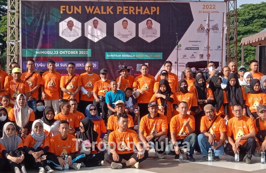 Dok/ Kegiatan Fun Walk Persatuan ahli pertambangan Sulawesi tenggara 